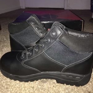 Brand new never worn black boots perfect for work size 10 MENS!!!